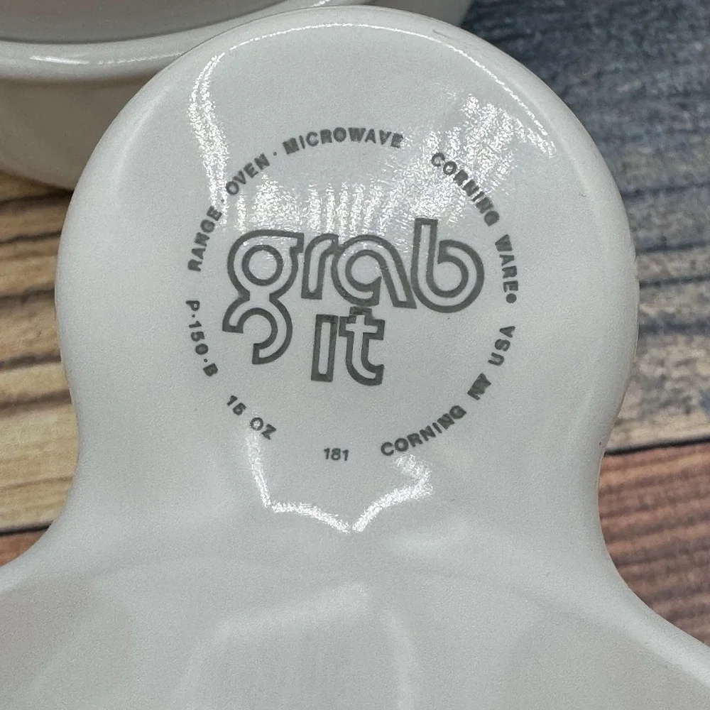 Corning Ware White Grab It Bowls P-150-B Set of 3 Vintage No Lids Tab Handle